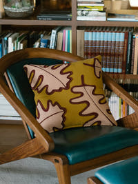 carvalho-cushion